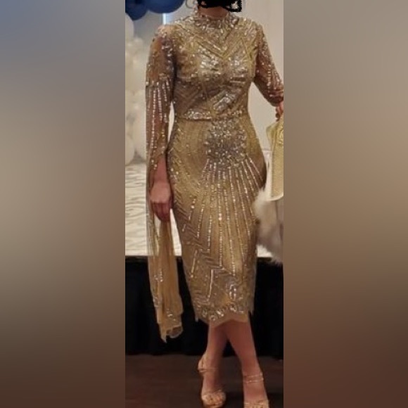 Evening gown - Picture 5 of 6